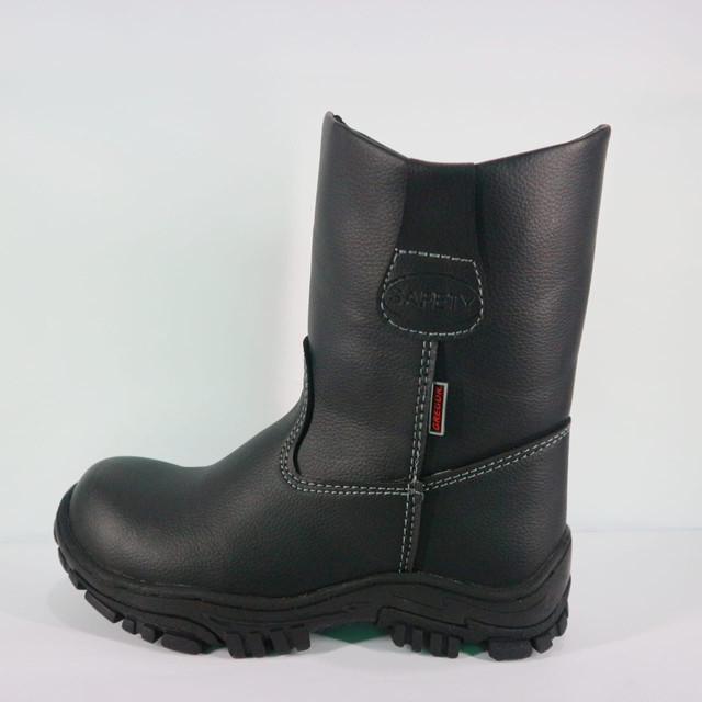Safety Boot Panjang Hitam (Gregor)